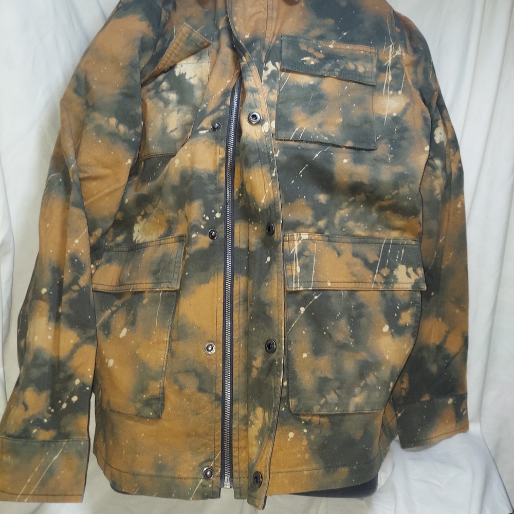 Men's camo coat button n zipper closure waterproof